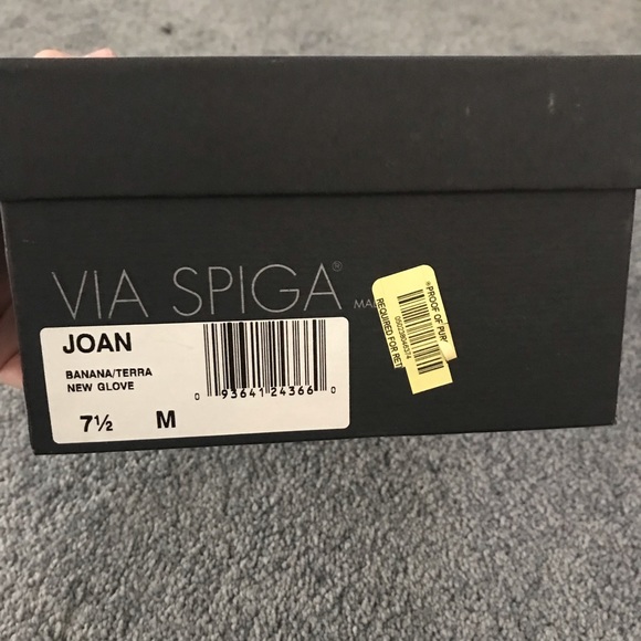 Via Spiga Joan peep toe leather heels in 7.5 - Picture 3 of 7